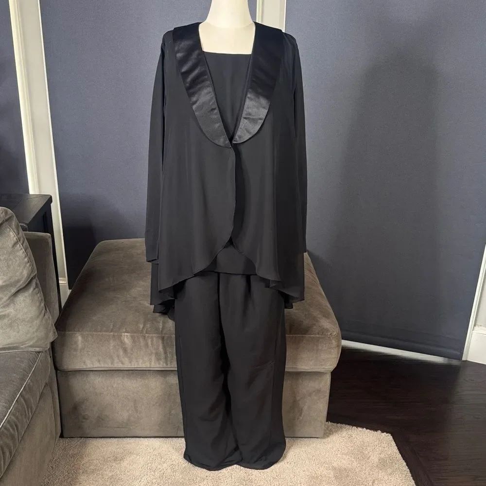 Women’s Black Chiffon 3 Piece Formal Pants Suit Satin Lapel Detail Size 14 NWT
